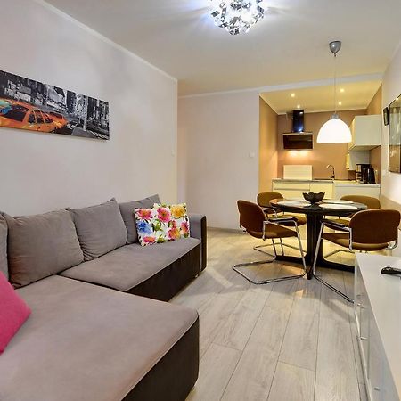 Eleganckie I Stylowe Apartamenty Sun Seasons 24 W Karpaczu Z Parkingiem By Noclegi Renters Exterior photo